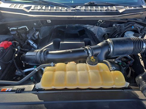 Certified 2017 Ford F150 XLT w/ Equipment Group 302A Luxury image 24