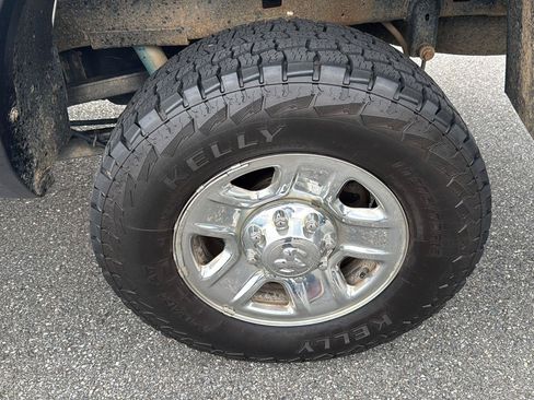 Used 2018 RAM 2500 Tradesman w/ Chrome Appearance Group AWD/4WD image 7