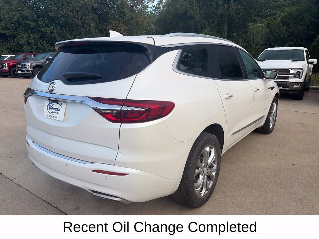 Used 2021 Buick Enclave Avenir w/ Avenir Technology Package AWD/4WD image 8