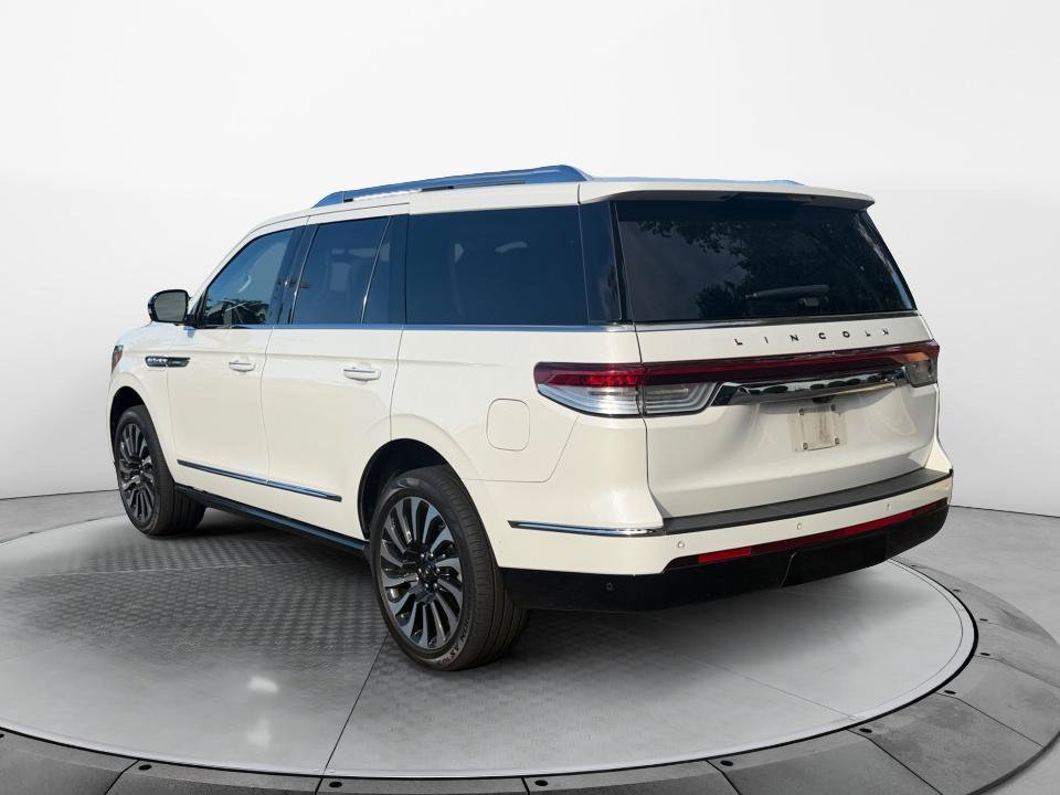 Used 2023 Lincoln Navigator Black Label AWD/4WD image 5