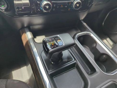 Used 2023 GMC Sierra 1500 Elevation w/ Preferred Package RWD image 10