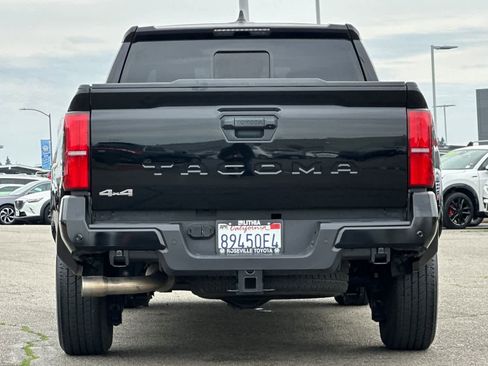 Certified 2025 Toyota Tacoma SR5 image 8
