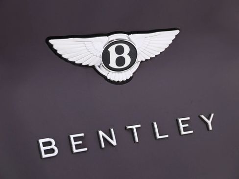 Used 2023 Bentley Bentayga Extended Wheelbase AWD/4WD image 89
