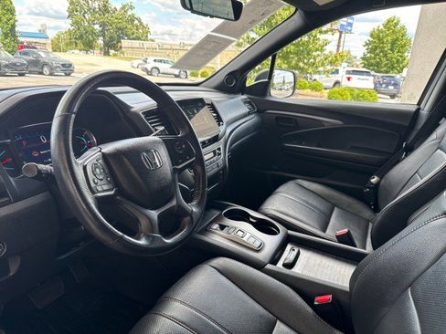 Used 2022 Honda Pilot TrailSport image 12