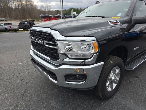 Used 2024 RAM 2500 Big Horn w/ Bed Utility Group image 10