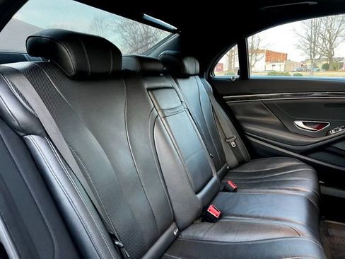 Used 2018 Mercedes-Benz S 450 Sedan image 22
