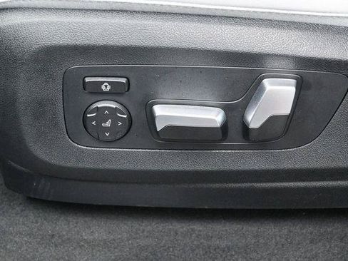 Used 2026 BMW X5 xDrive40i w/ Executive Package AWD/4WD image 10