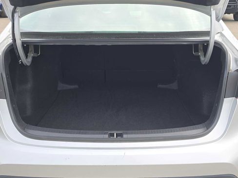 Used 2024 Toyota Corolla LE FWD image 15