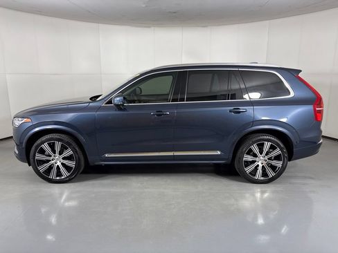Used 2023 Volvo XC90 B6 Ultimate w/ Protection Package AWD/4WD image 5