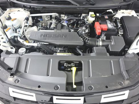 New 2026 Nissan Rogue SV AWD/4WD image 10