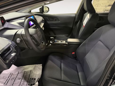 New 2026 Toyota Prius LE FWD image 11