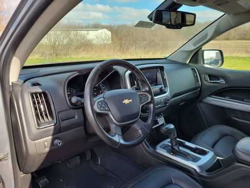 Used 2020 Chevrolet Colorado LT w/ Colorado RST Special Edition image 3