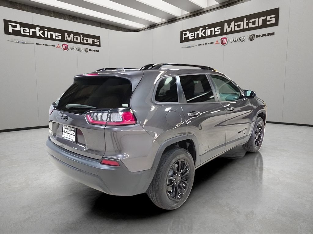 Used 2023 Jeep Cherokee Altitude Lux AWD/4WD image 5