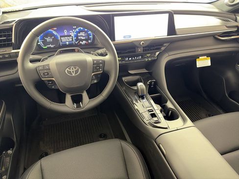New 2026 Toyota Crown Signia AWD/4WD image 20