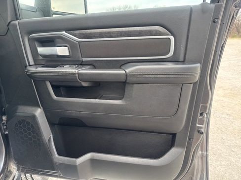 Used 2024 RAM 2500 Big Horn image 22