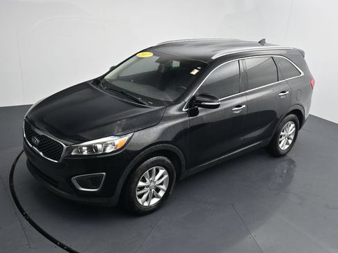 Used 2017 Kia Sorento FWD w/ LX Convenience Package image 31