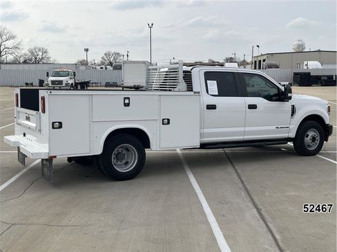 Used 2020 Ford F350 XL w/ Power Equipment Group image 2