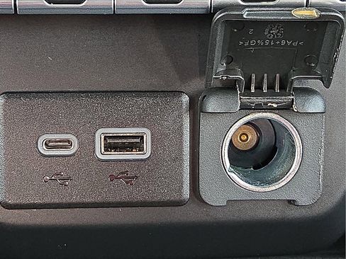 Used 2019 Chevrolet Silverado 1500 RST w/ All-Star Edition image 18