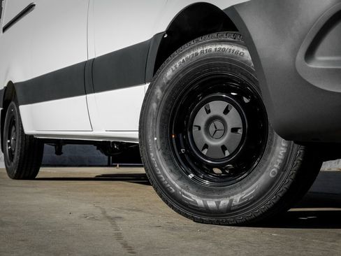 New 2026 Mercedes-Benz Sprinter 2500 image 7