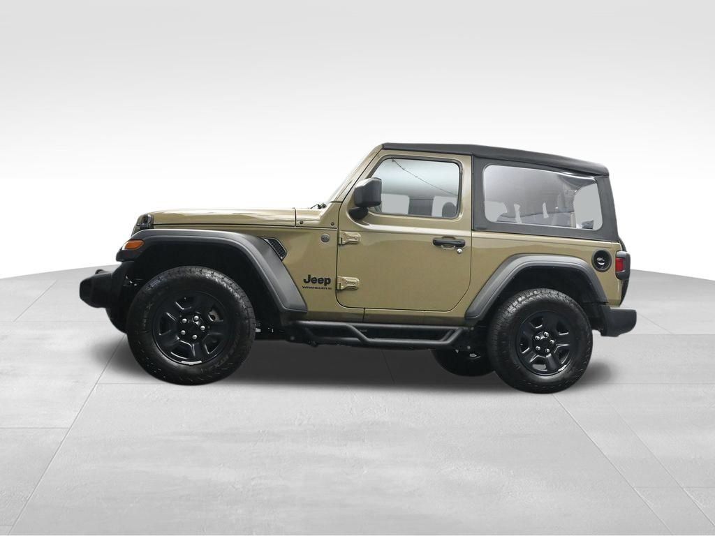 Used 2025 Jeep Wrangler Sport AWD/4WD image 21
