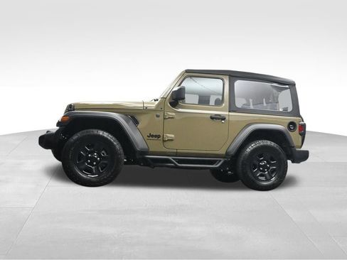 Used 2025 Jeep Wrangler Sport AWD/4WD image 21