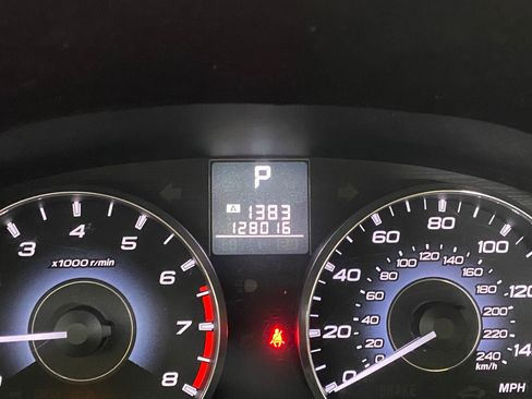 Used 2011 Subaru Legacy 2.5i Premium w/ All-Weather Pkg image 20