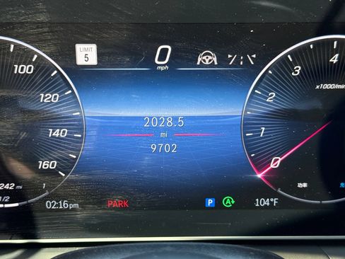 Used 2026 Mercedes-Benz GLS 450 4MATIC image 31