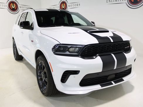 Used 2025 Dodge Durango GT AWD/4WD image 23