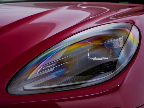 Certified 2022 Porsche Macan GTS image 7