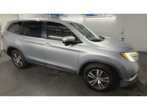 Used 2017 Honda Pilot EX-L image 2