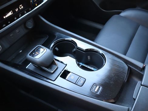 Used 2023 Nissan Rogue SV w/ SV Premium B Package FWD image 26
