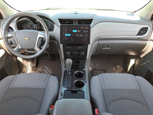 Used 2014 Chevrolet Traverse LT FWD image 9