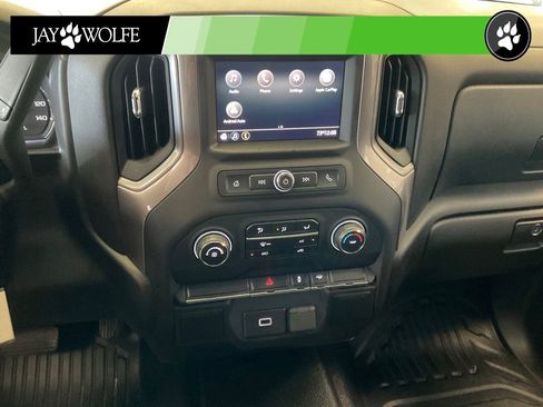Used 2020 Chevrolet Silverado 1500 W/T RWD image 13