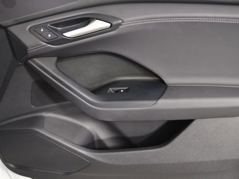 Certified 2025 Audi Q6 e-tron Premium w/ Convenience Package image 16