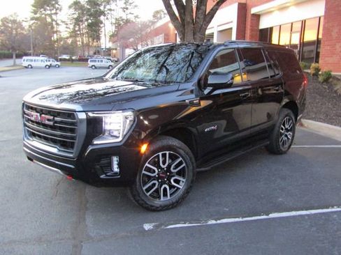 Used 2023 GMC Yukon AT4 image 10