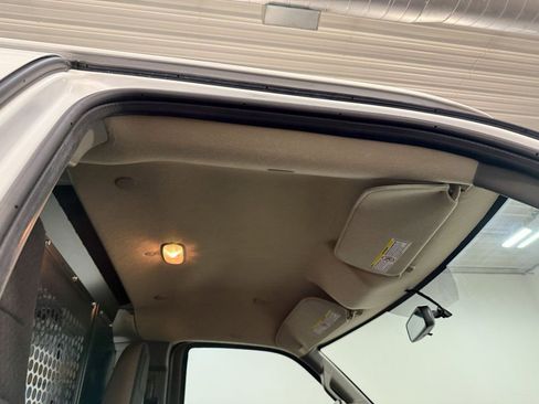 Used 2024 GMC Savana 2500 w/ Driver Convenience Package image 13