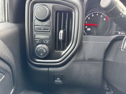 Used 2021 Chevrolet Silverado 2500 W/T image 14