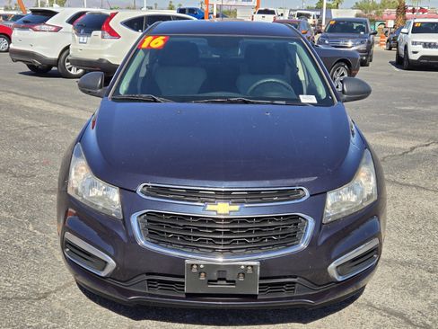 Used 2016 Chevrolet Cruze LS image 5