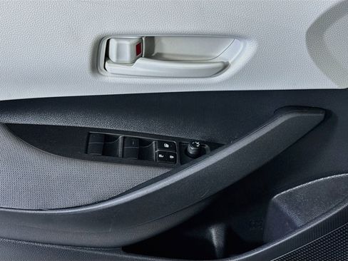 Certified 2025 Toyota Corolla LE FWD image 17
