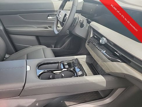 New 2025 Nissan Murano SV AWD/4WD image 41
