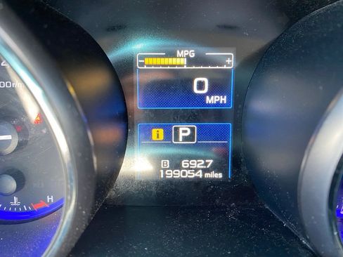 Used 2018 Subaru Legacy 2.5i Premium w/ Moonroof Package image 12