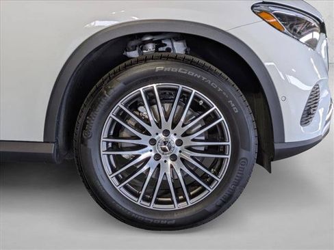 Certified 2026 Mercedes-Benz GLC 300 image 21
