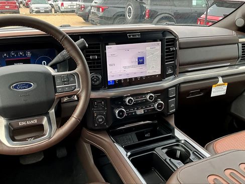 New 2026 Ford F250 King Ranch w/ FX4 Off-Road Package AWD/4WD image 6