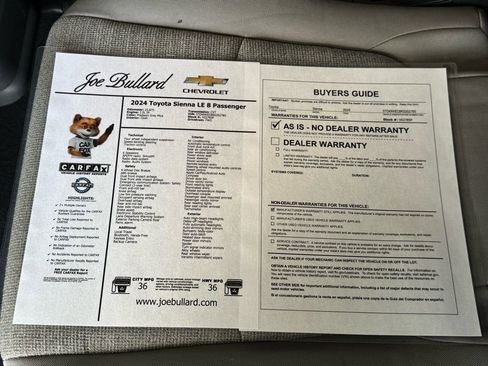 Used 2024 Toyota Sienna LE image 39