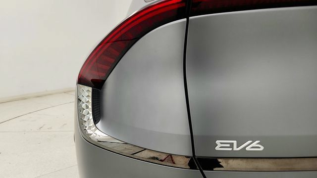Used 2024 Kia EV6 GT AWD/4WD image 27