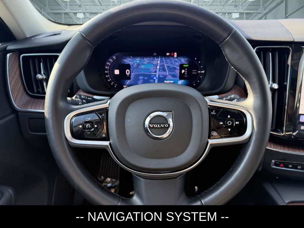 Used 2024 Volvo XC60 T8 Plus w/ Protection Package Premier AWD/4WD image 9