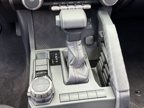 Certified 2026 Toyota 4Runner SR5 AWD/4WD image 7