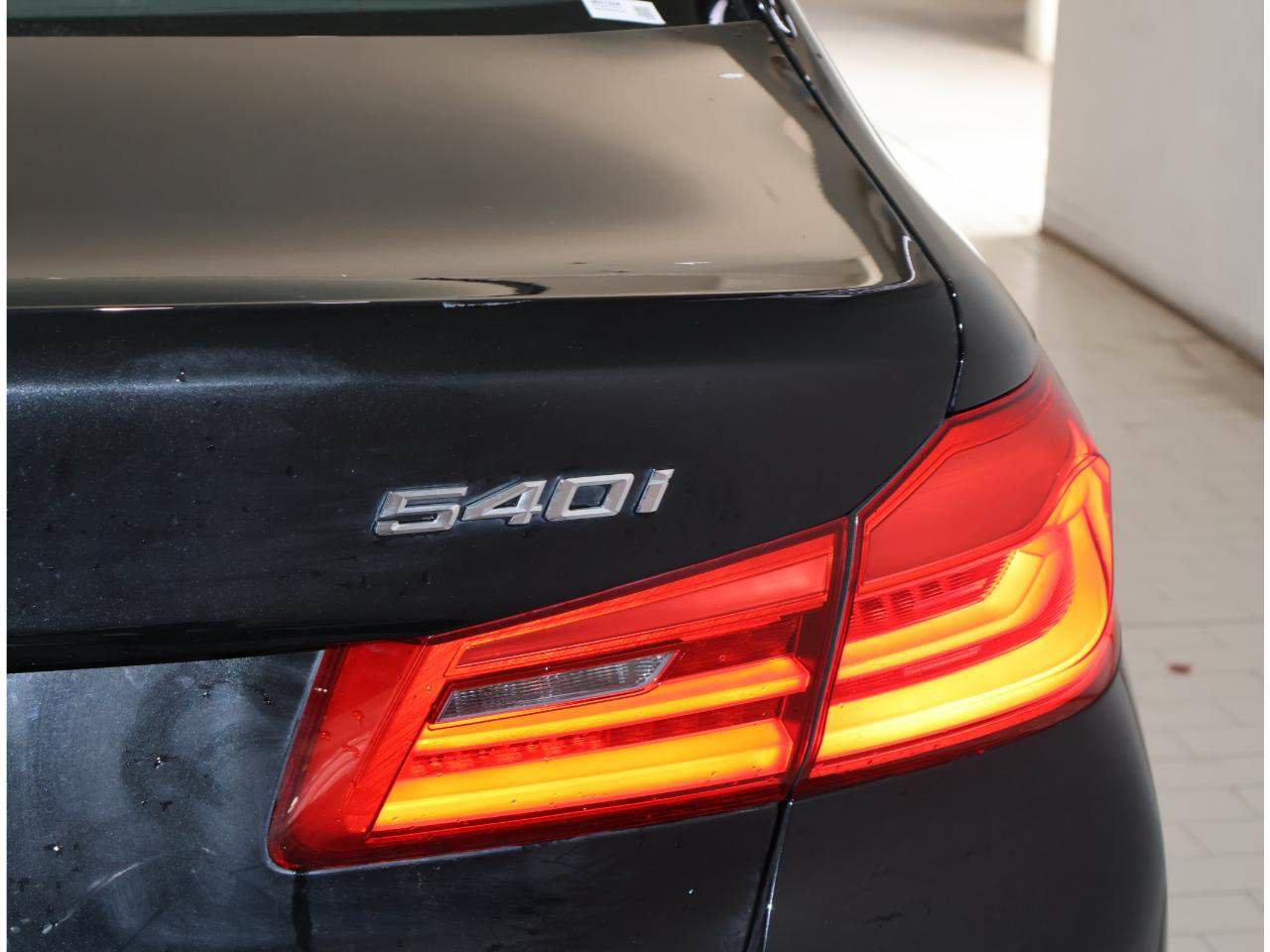 Used 2018 BMW 540i RWD image 4
