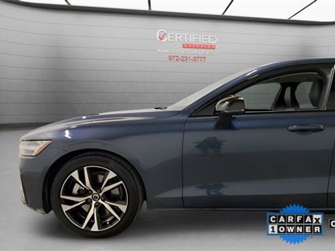 Used 2025 Volvo S60 B5 Core image 89