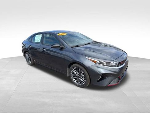 Used 2022 Kia Forte GT-Line image 3